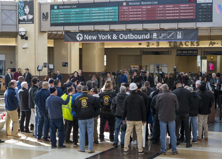 Work on Gateway Project to Resume After Federal Funds Released