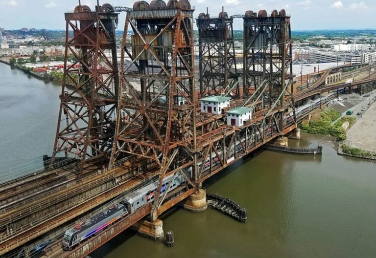 Amtrak Awards Contracts for Dock Bridge Rehabilitation