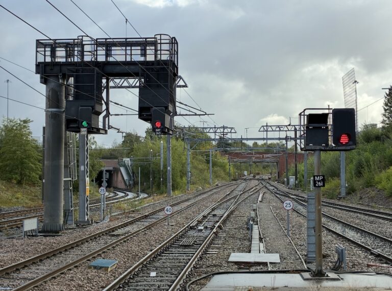 Network Rail: £115m Investment Takes Flight at Manchester Airport Station