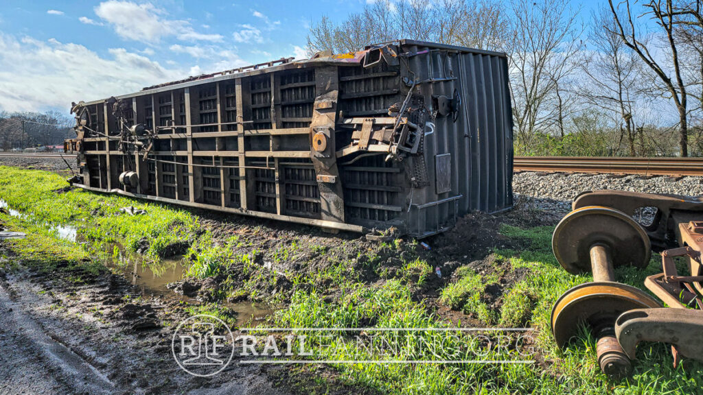 Federal Lawmakers Roll Out New Rail Safety Bill