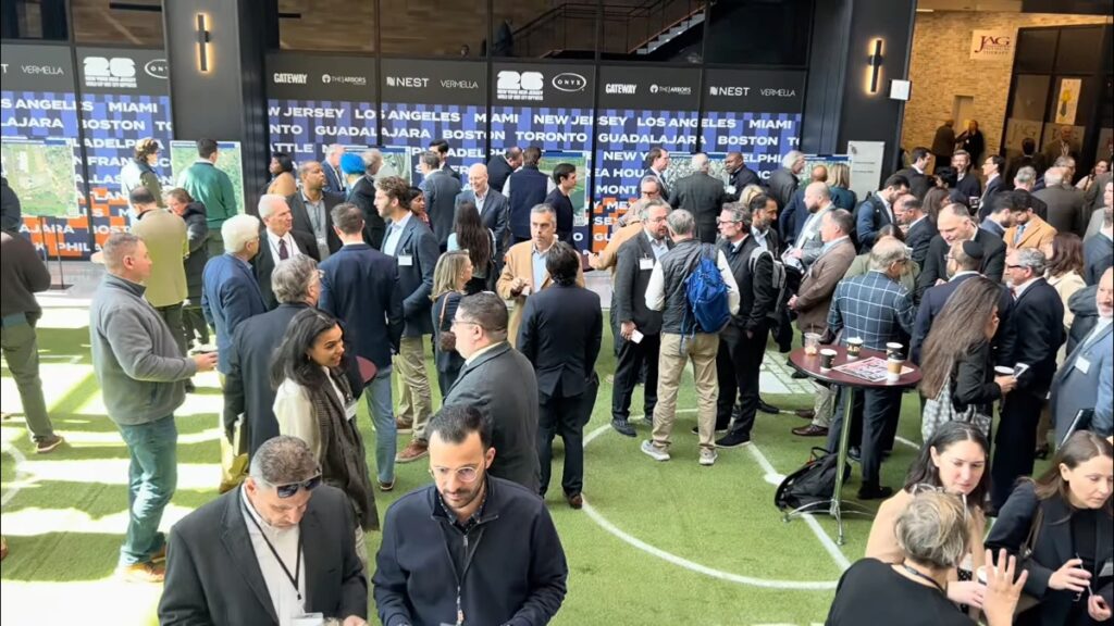 More Than 300 Turn Out for NJ Transit&rsquo;s First Industry Day