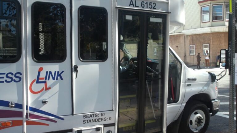 New Jersey Senate Advances Paratransit Legislation