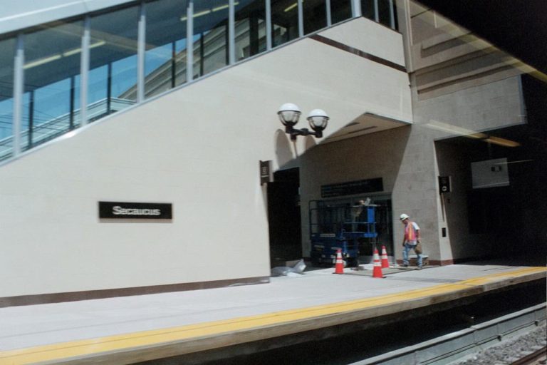 N.J. Transit Set to Open Secaucus Station